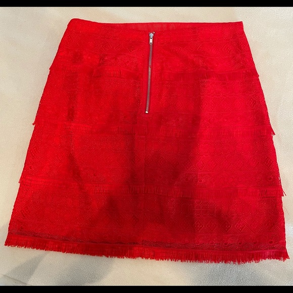 J Crew red lace mini skirt with fringe, size 0,$20 - Picture 2 of 5